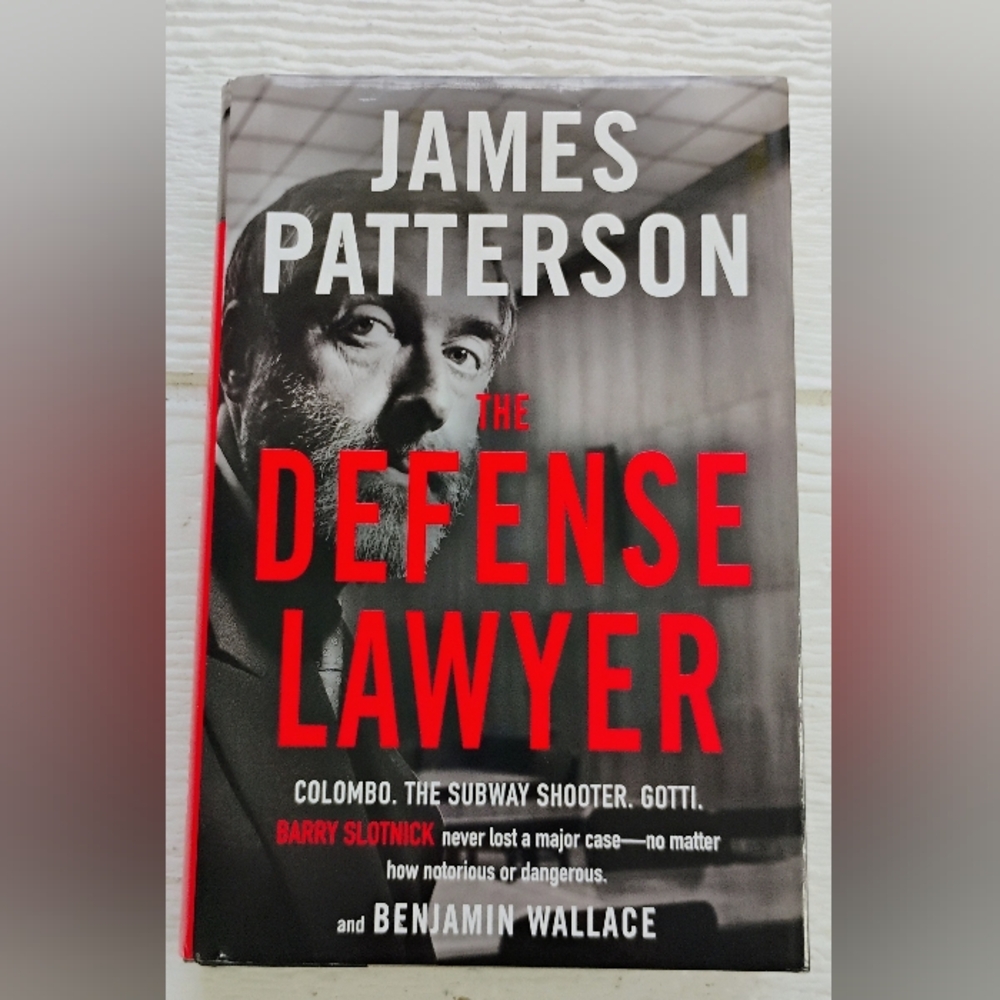 The Defense Lawyer Hardcover Book By James Patterson Dust Cover Non-fiction H-4